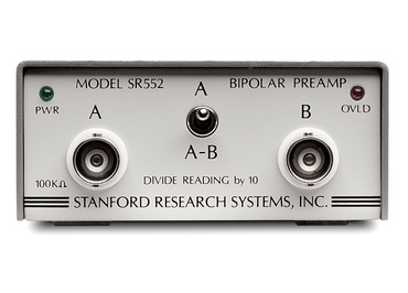 Lock-in predzosilňovač s BJT vstupom Stanford Research Systems SR552 - obrázok 1